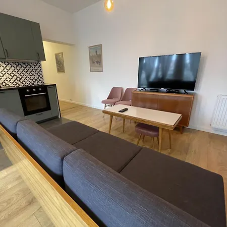 Nr 1 Apartamento *